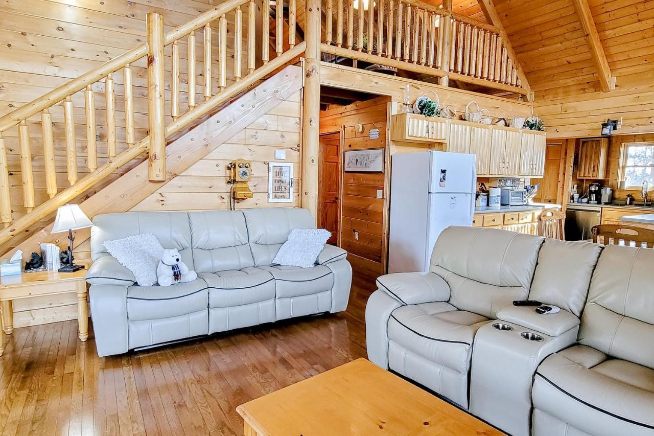 Lazy Bear Lodge セバービル エクステリア 写真