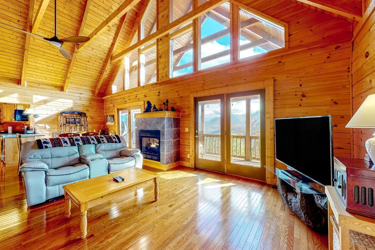 Lazy Bear Lodge セバービル エクステリア 写真