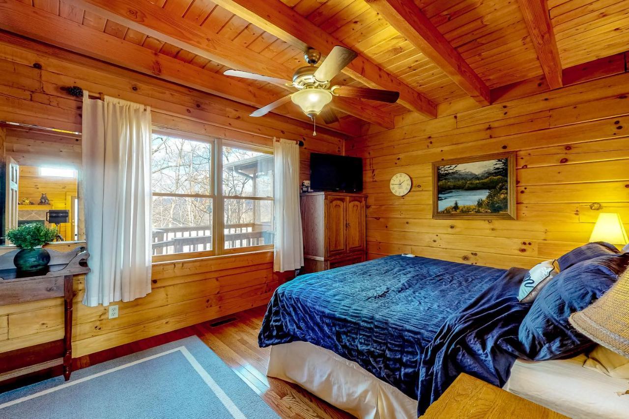Lazy Bear Lodge セバービル エクステリア 写真